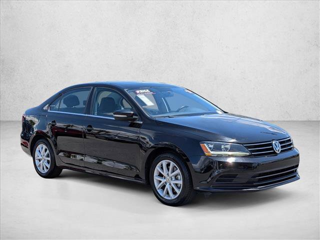Used 2017 Volkswagen Jetta SE FWD image 3
