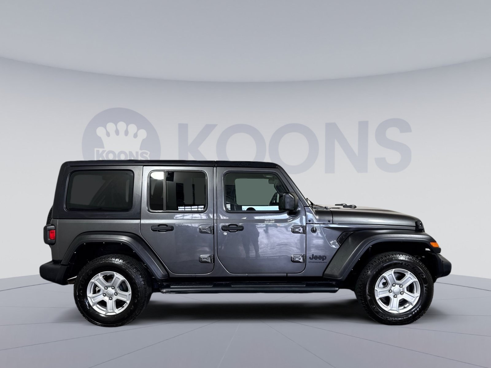 Used 2023 Jeep Wrangler Unlimited Sport AWD/4WD image 8