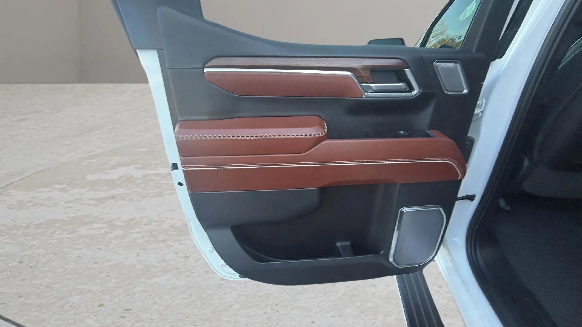 Used 2023 GMC Sierra 1500 Denali Ultimate image 21