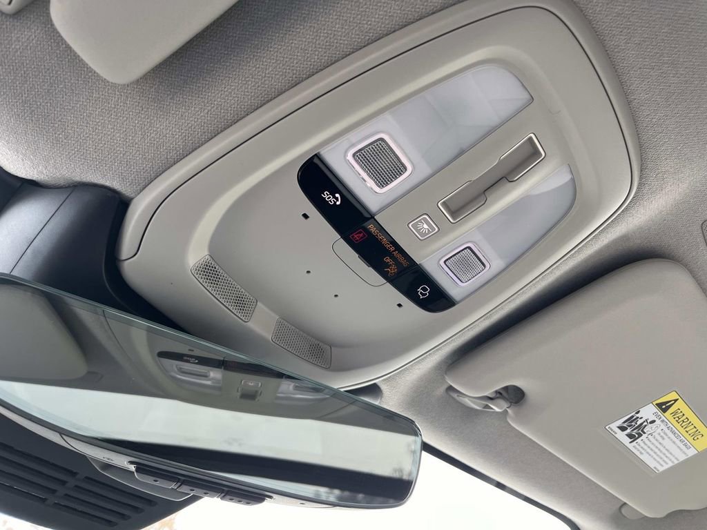 New 2026 Volvo XC40 B5 Plus w/ Protection Package Premier image 31