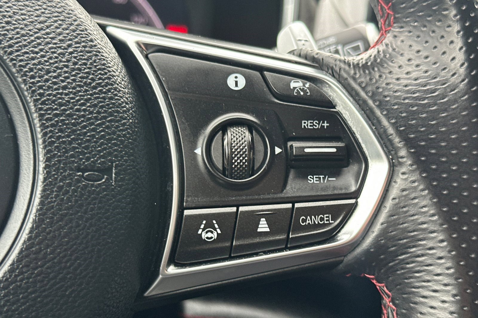 Used 2023 Acura MDX A-Spec AWD/4WD image 32