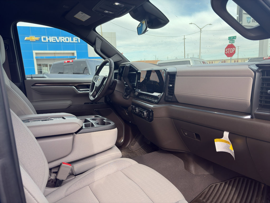 Used 2023 Chevrolet Silverado 1500 LT w/ Z71 Off-Road Package image 13