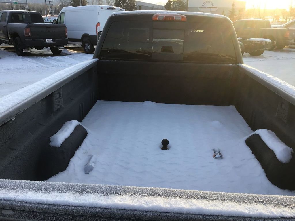 Used 2015 GMC Sierra 3500 Denali image 11