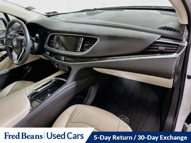 Used 2024 Buick Enclave Essence w/ Experience Buick Package AWD/4WD image 38