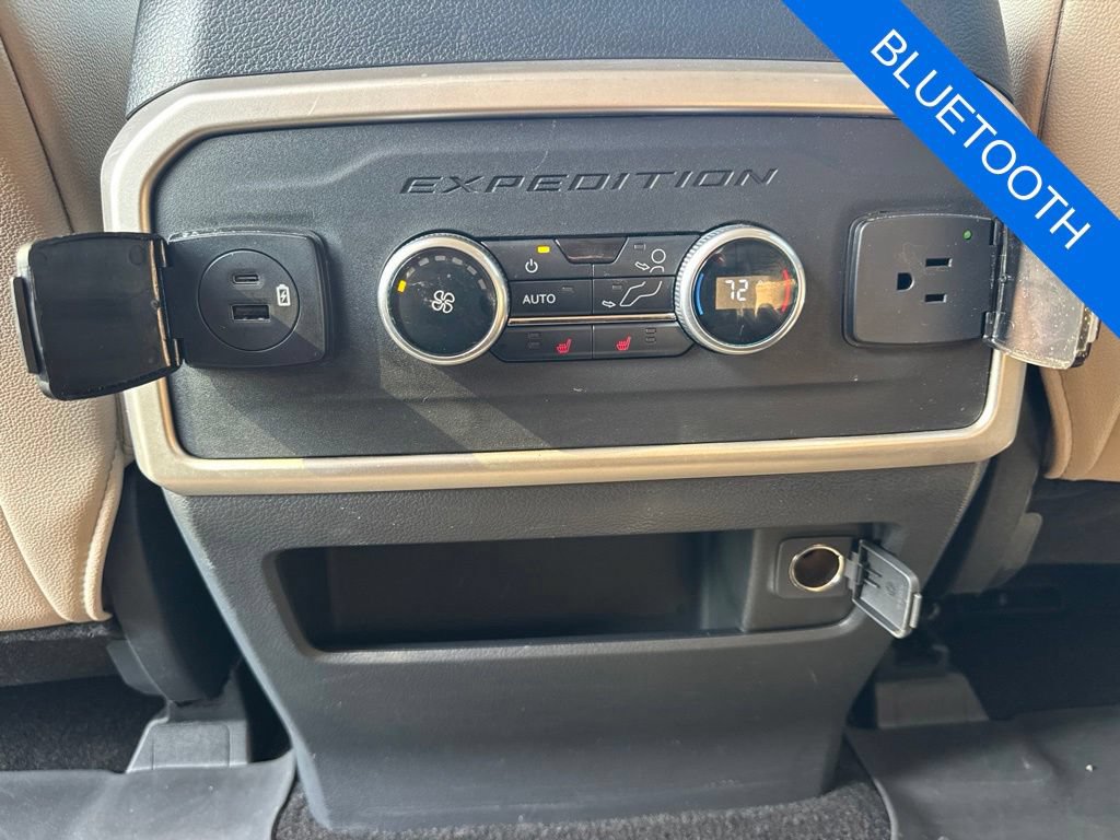 Used 2022 Ford Expedition Limited AWD/4WD image 21