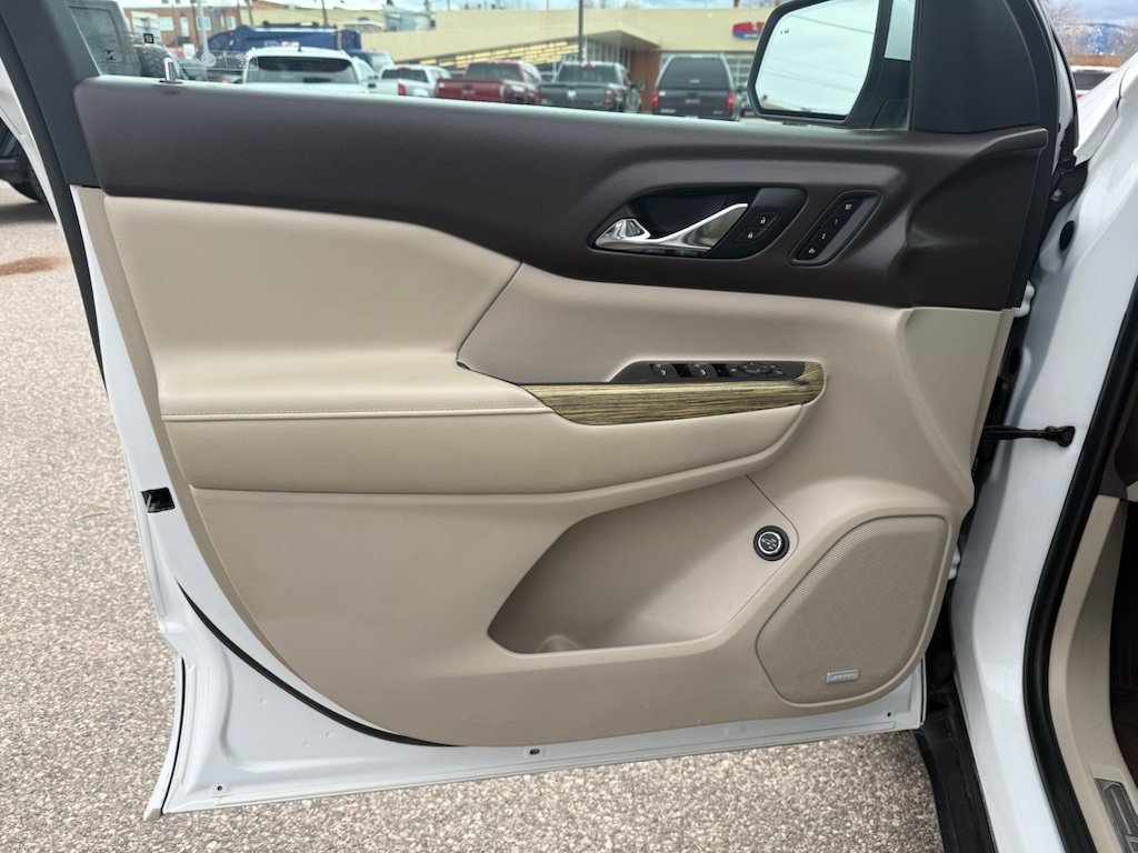 Used 2018 GMC Acadia Denali w/ Technology Package image 10