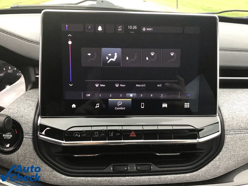 Used 2022 Jeep Compass Latitude image 40