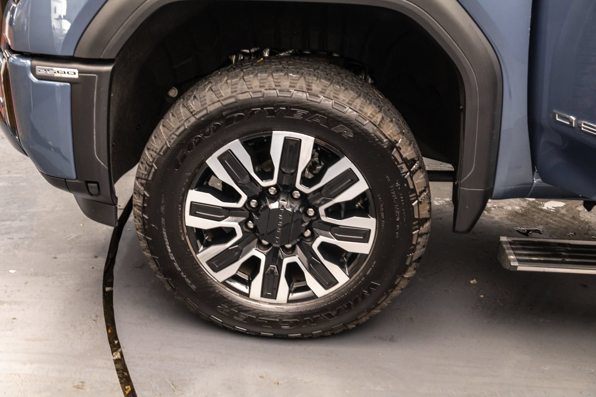 Used 2026 GMC Sierra 2500 Denali Ultimate AWD/4WD image 44