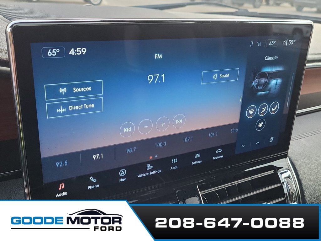 Used 2023 Lincoln Navigator Reserve image 18