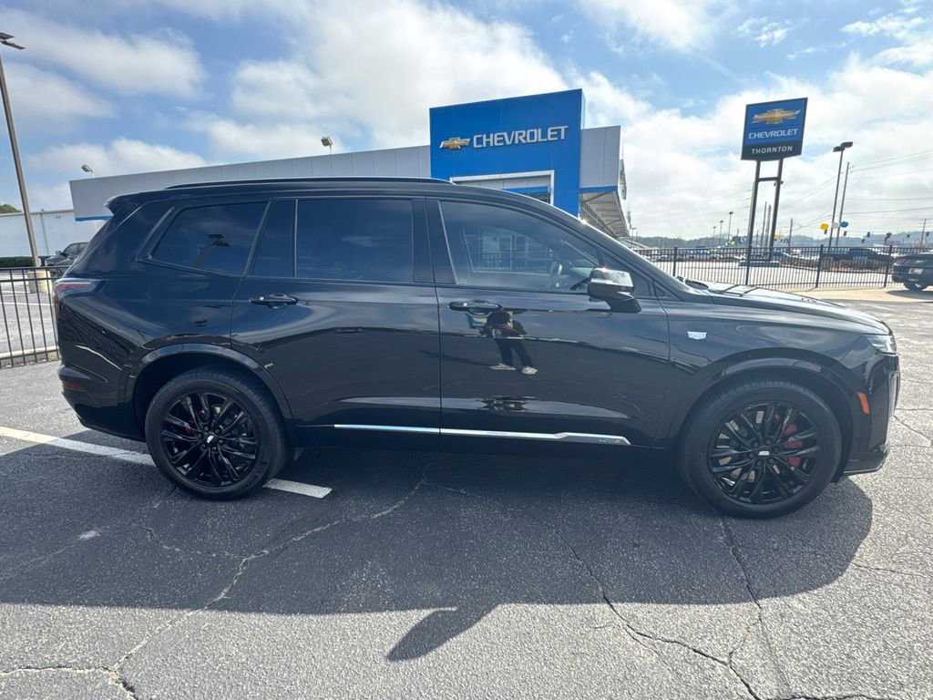 Used 2022 Cadillac XT6 Sport w/ Technology Package image 5