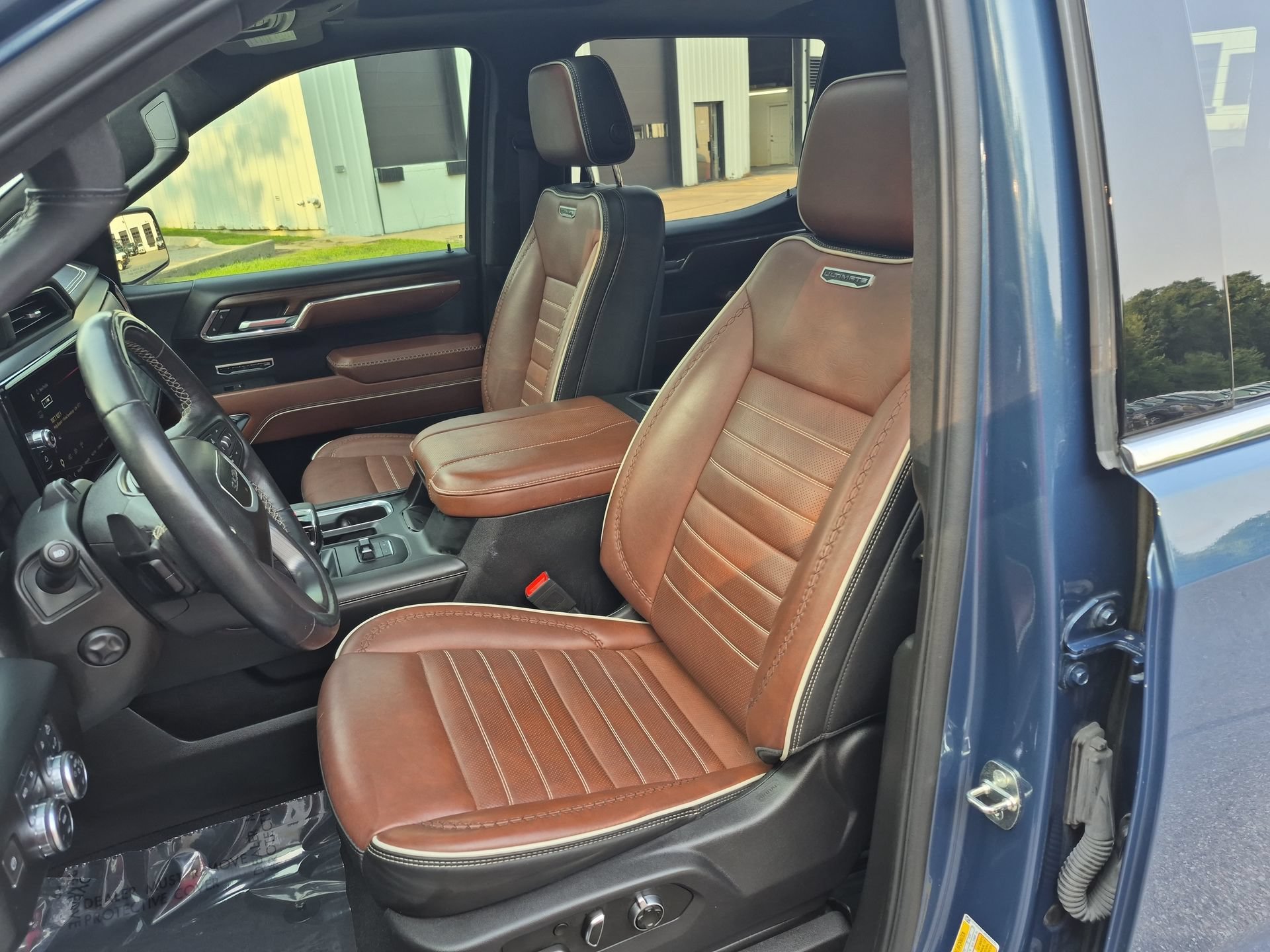 Certified 2024 GMC Sierra 1500 Denali Ultimate AWD/4WD image 21