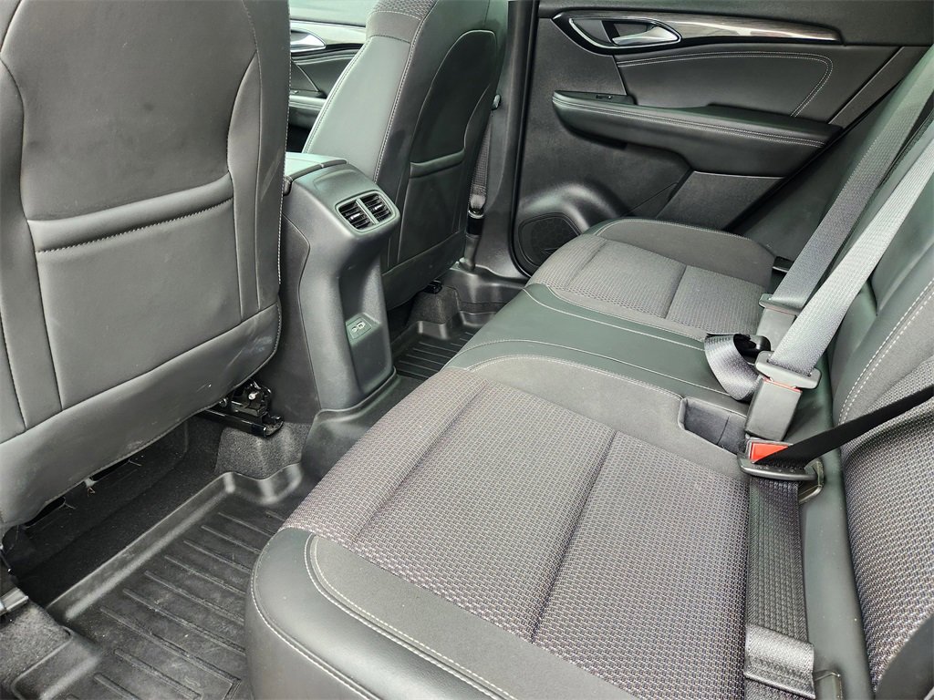 Used 2022 Buick Envision Preferred image 22