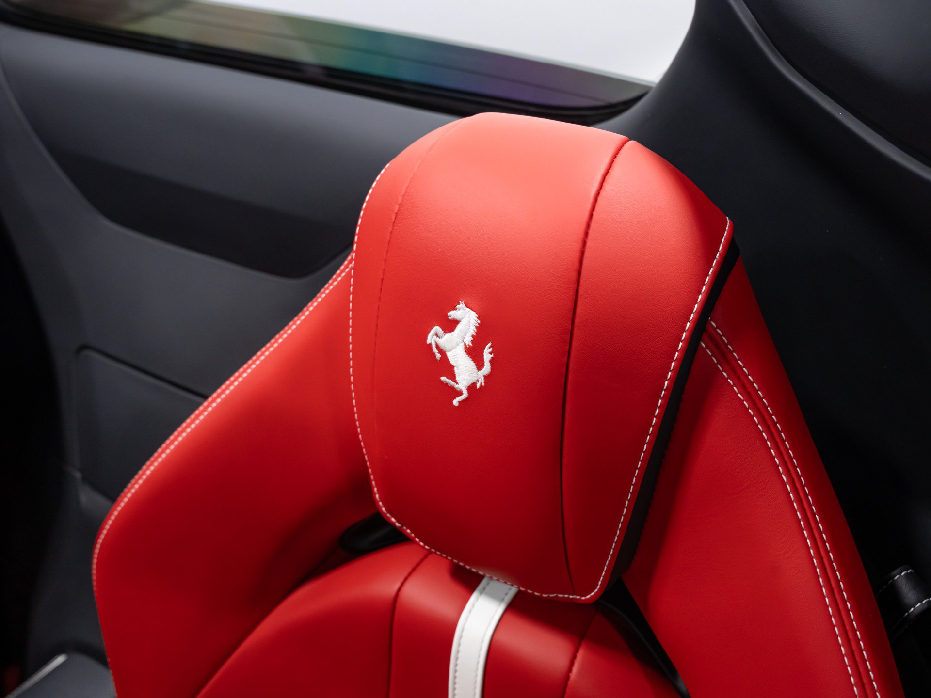 Used 2023 Ferrari 812 GTS RWD image 59