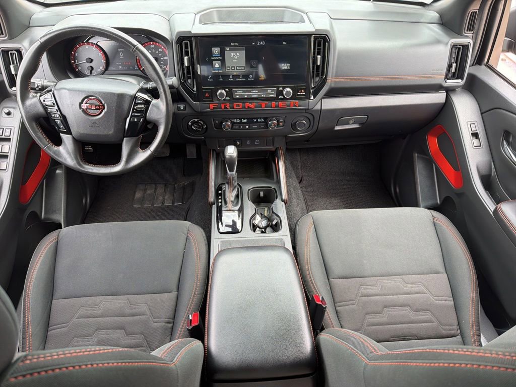 Used 2025 Nissan Frontier PRO-4X AWD/4WD image 18