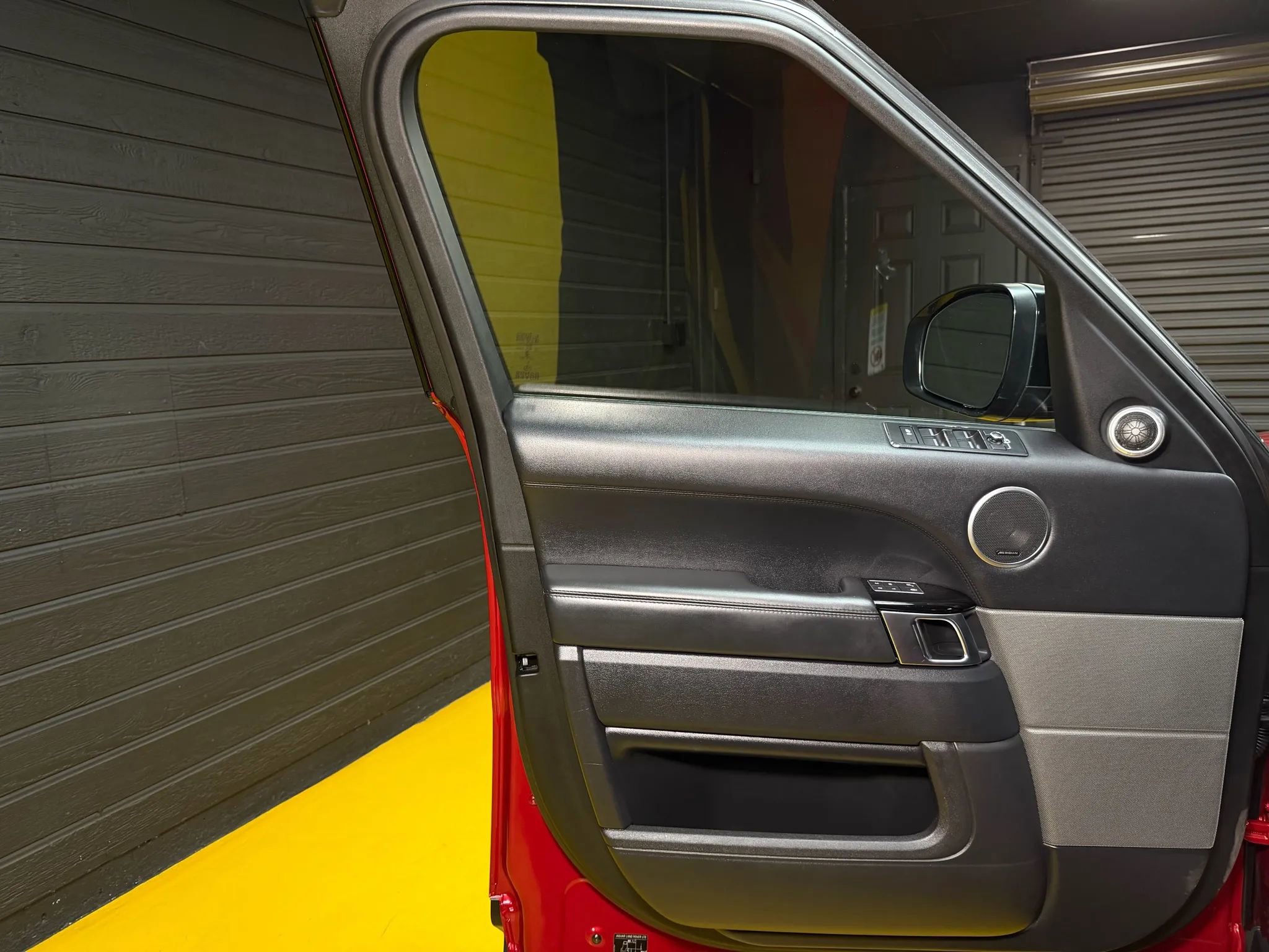 Used 2016 Land Rover Range Rover Sport Supercharged image 27