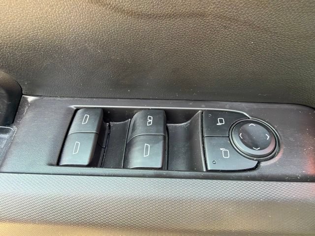 Used 2024 GMC Canyon Elevation w/ Convenience Package RWD image 19