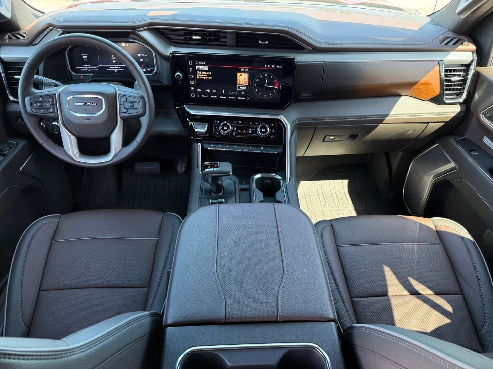 Used 2023 GMC Sierra 1500 Denali w/ Denali Reserve Package image 12