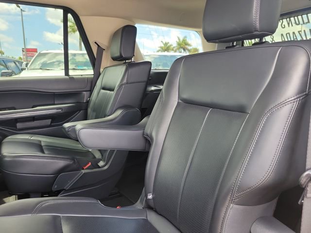 Used 2024 Ford Expedition XLT RWD image 8