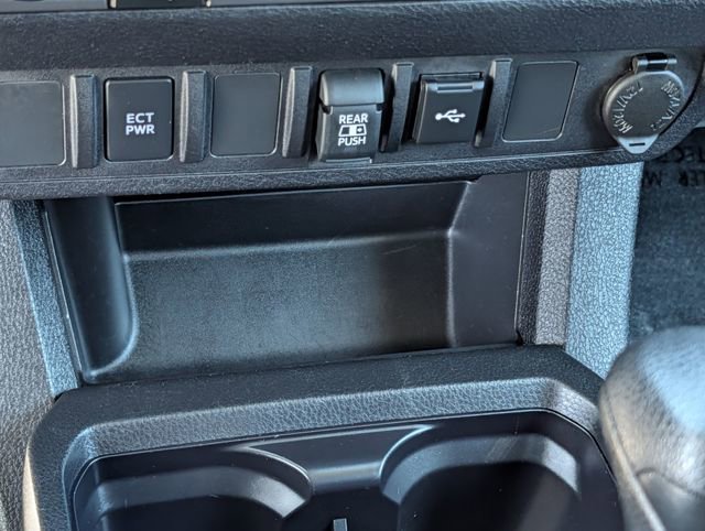 Used 2022 Toyota Tacoma SR5 image 16