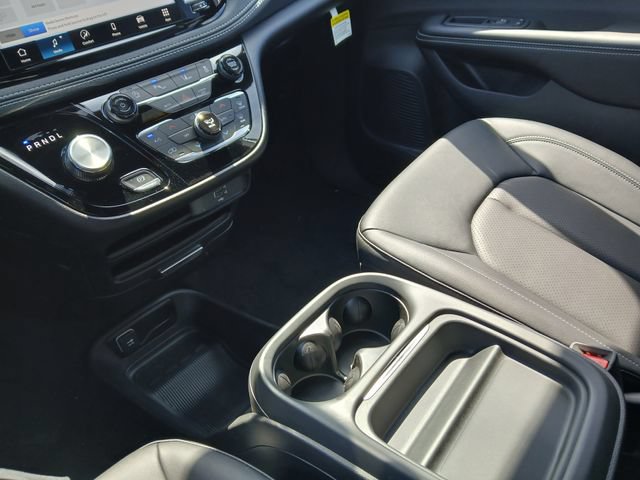 New 2027 Chrysler Pacifica Select FWD image 28