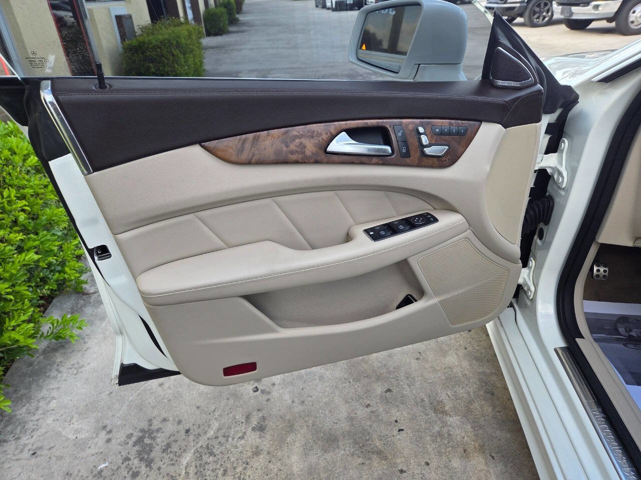 Used 2016 Mercedes-Benz CLS 550 4MATIC image 6