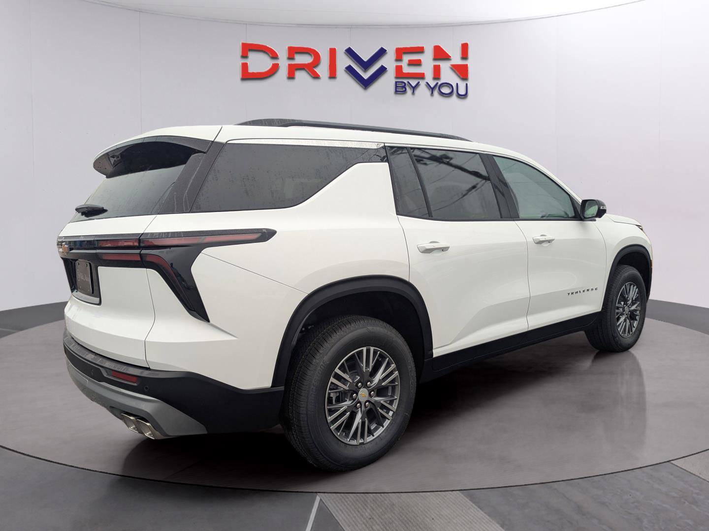 New 2026 Chevrolet Traverse LT image 5