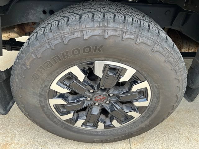 Used 2023 Nissan Frontier PRO-4X w/ Tow Package AWD/4WD image 7