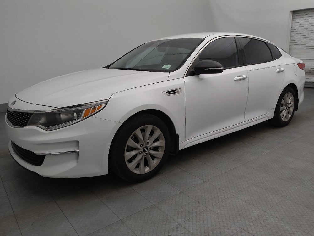 Used 2018 Kia Optima EX image 2