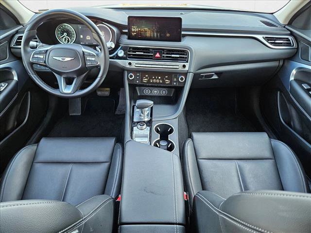 Used 2025 Genesis G70 2.5T image 17