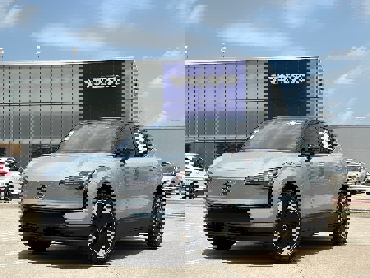 New 2025 Volvo EX30 Plus w/ Protection Package Premier image 1