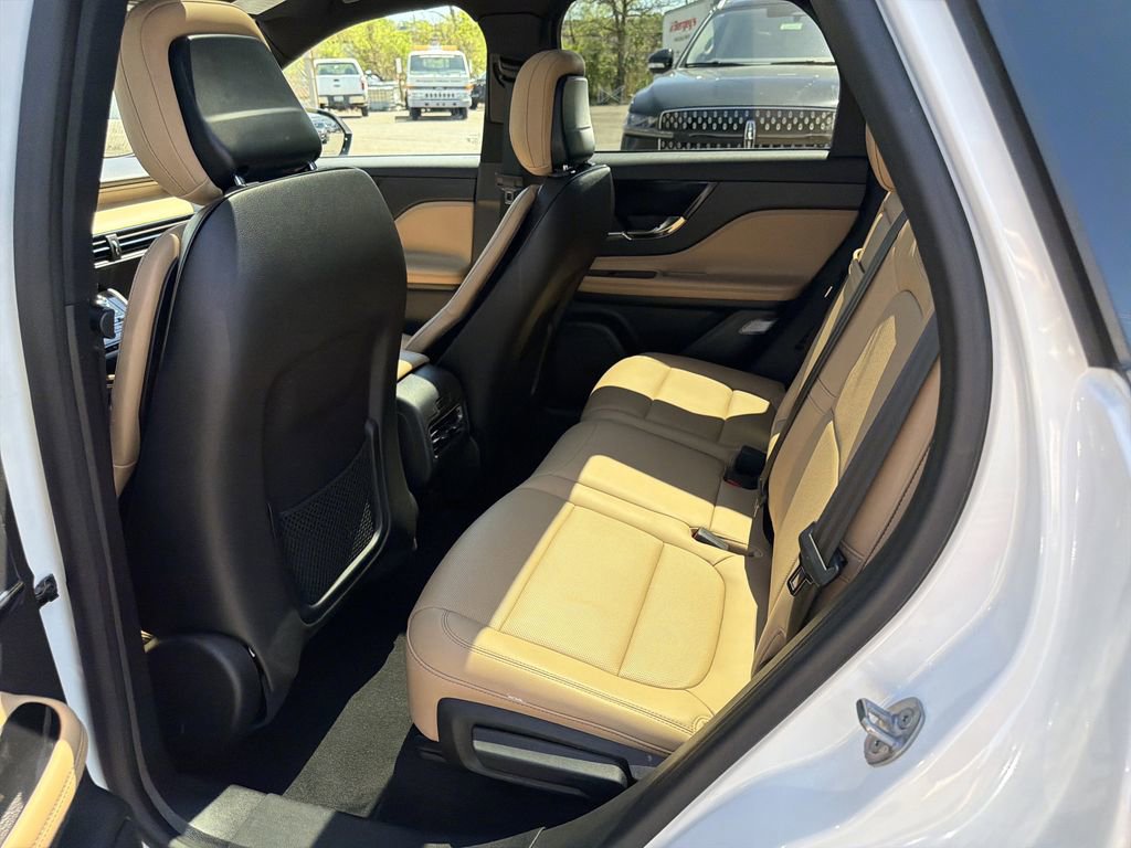 Certified 2022 Lincoln Corsair Reserve w/ Equipment Group 201A AWD/4WD image 13