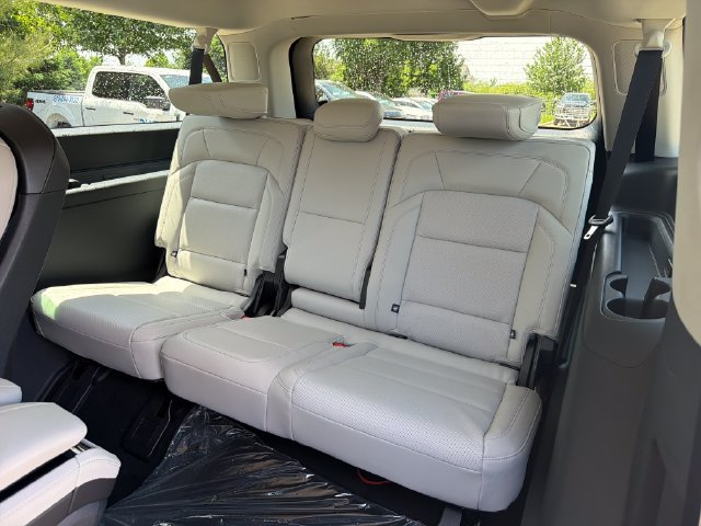 New 2026 Lincoln Navigator L Reserve AWD/4WD image 14