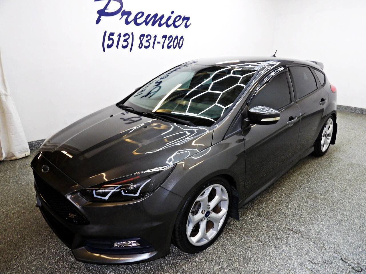 Used 2016 Ford Focus ST image 1