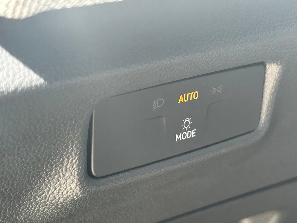 Certified 2026 Volkswagen Tiguan S FWD image 47