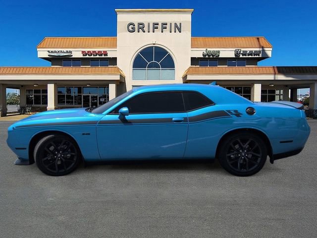 Used 2023 Dodge Challenger R/T w/ Blacktop Package RWD image 10