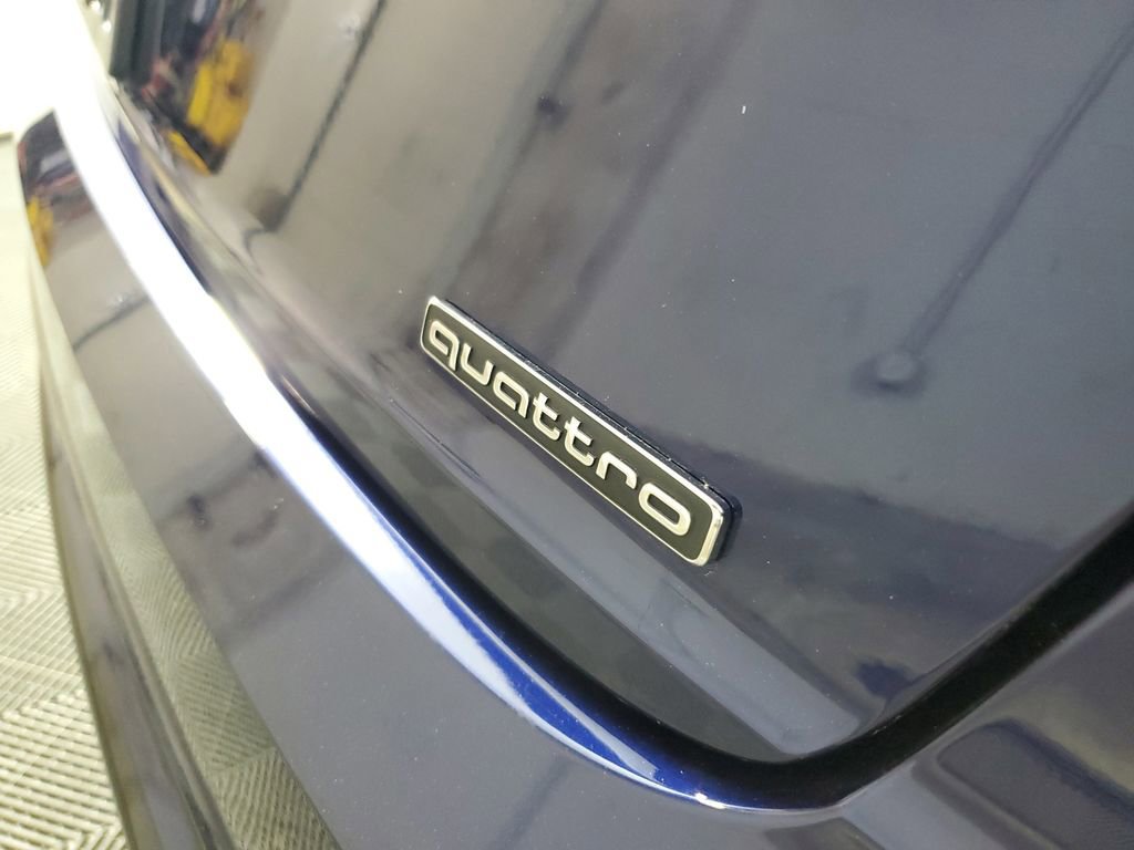 Used 2023 Audi Q8 Prestige w/ Prestige Package AWD/4WD image 4