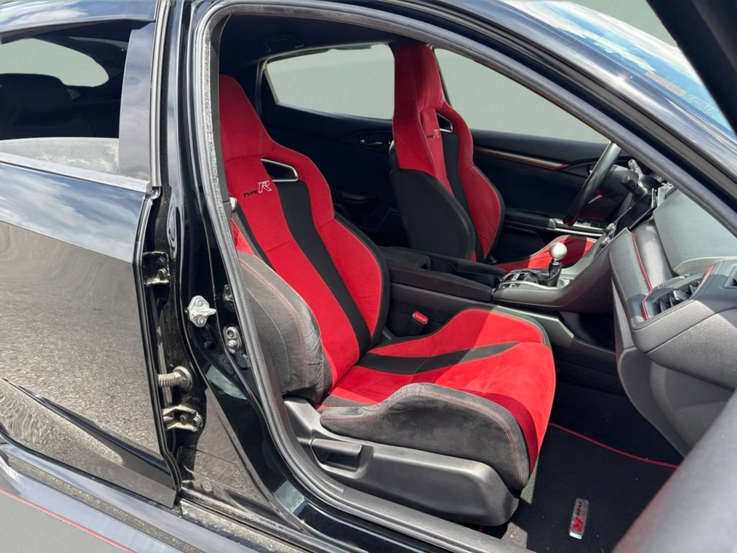 Used 2018 Honda Civic Type R image 26