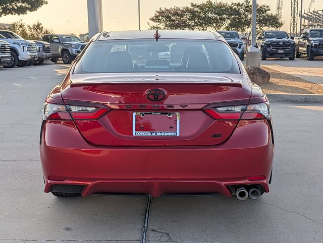 Used 2024 Toyota Camry SE w/ Convenience Package FWD image 7
