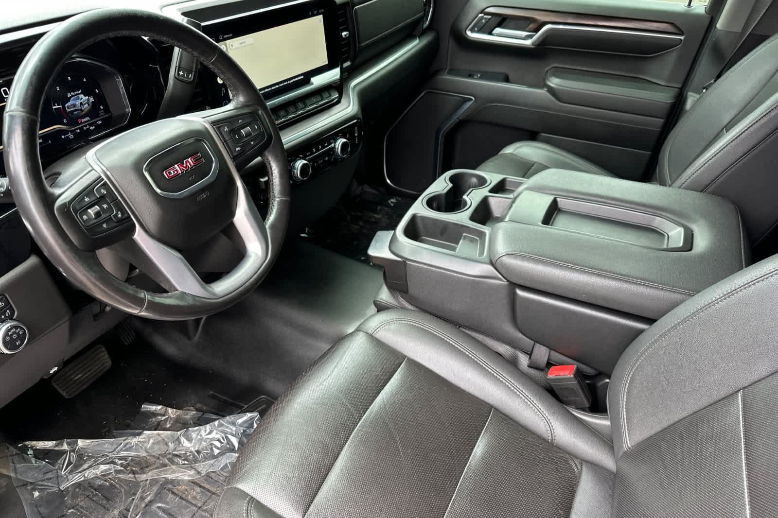 Used 2022 GMC Sierra 1500 SLT w/ X31 Off-Road Package AWD/4WD image 11