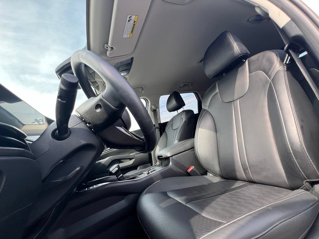 Used 2025 Kia Sorento EX AWD/4WD image 14