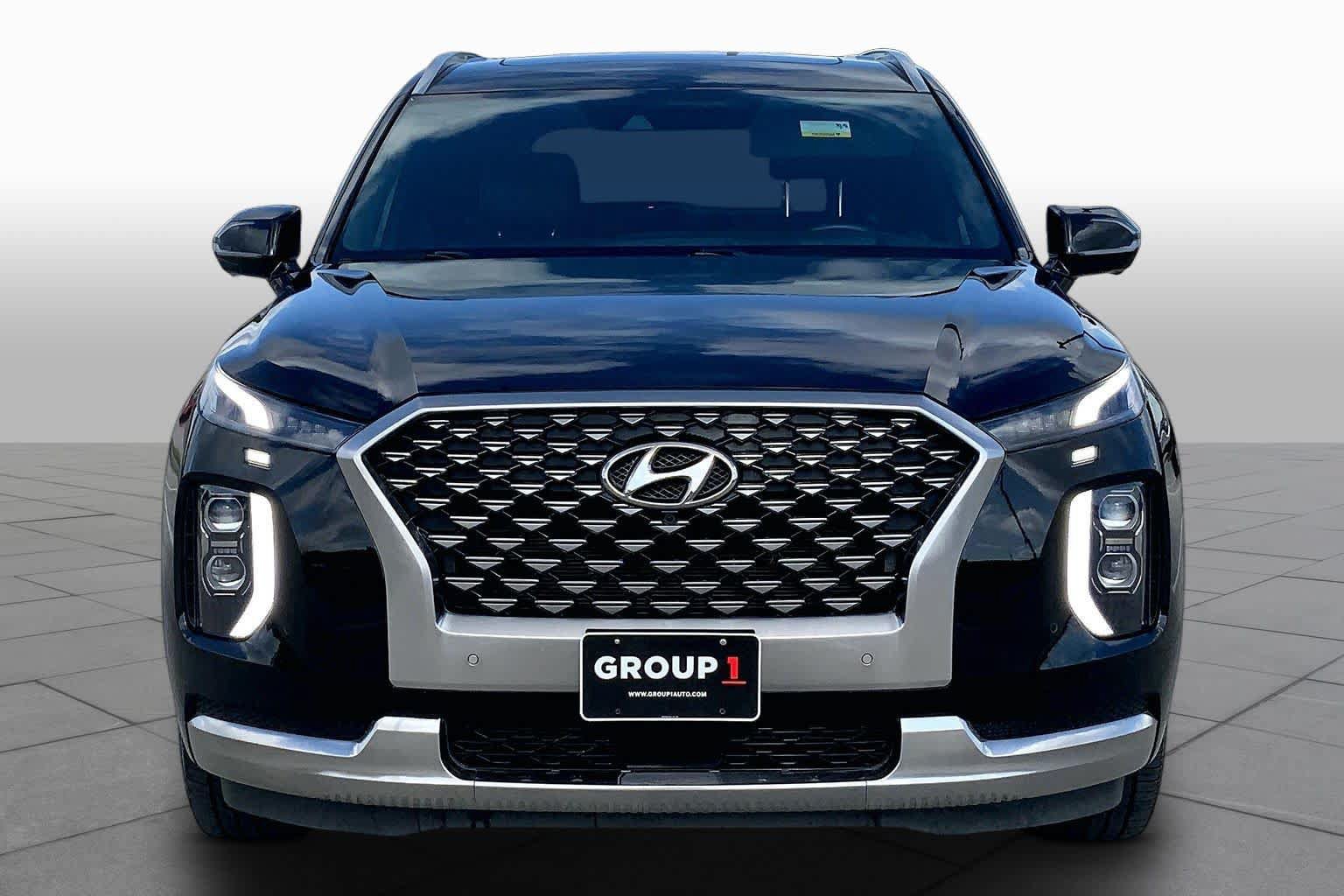 Used 2022 Hyundai Palisade Calligraphy FWD image 4