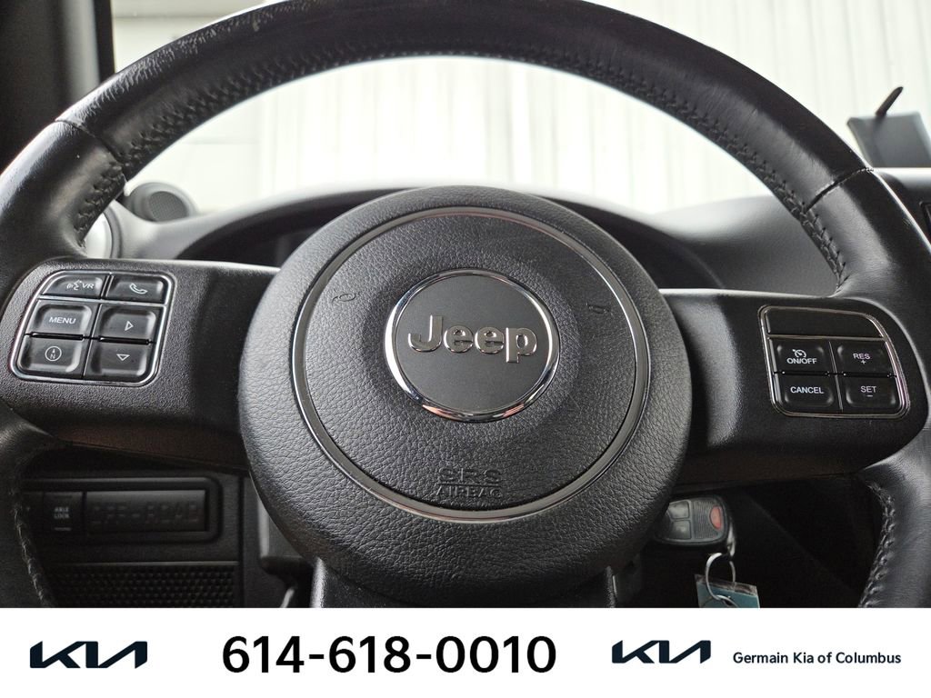 Used 2013 Jeep Wrangler Rubicon w/ PWR Convenience Group AWD/4WD image 22