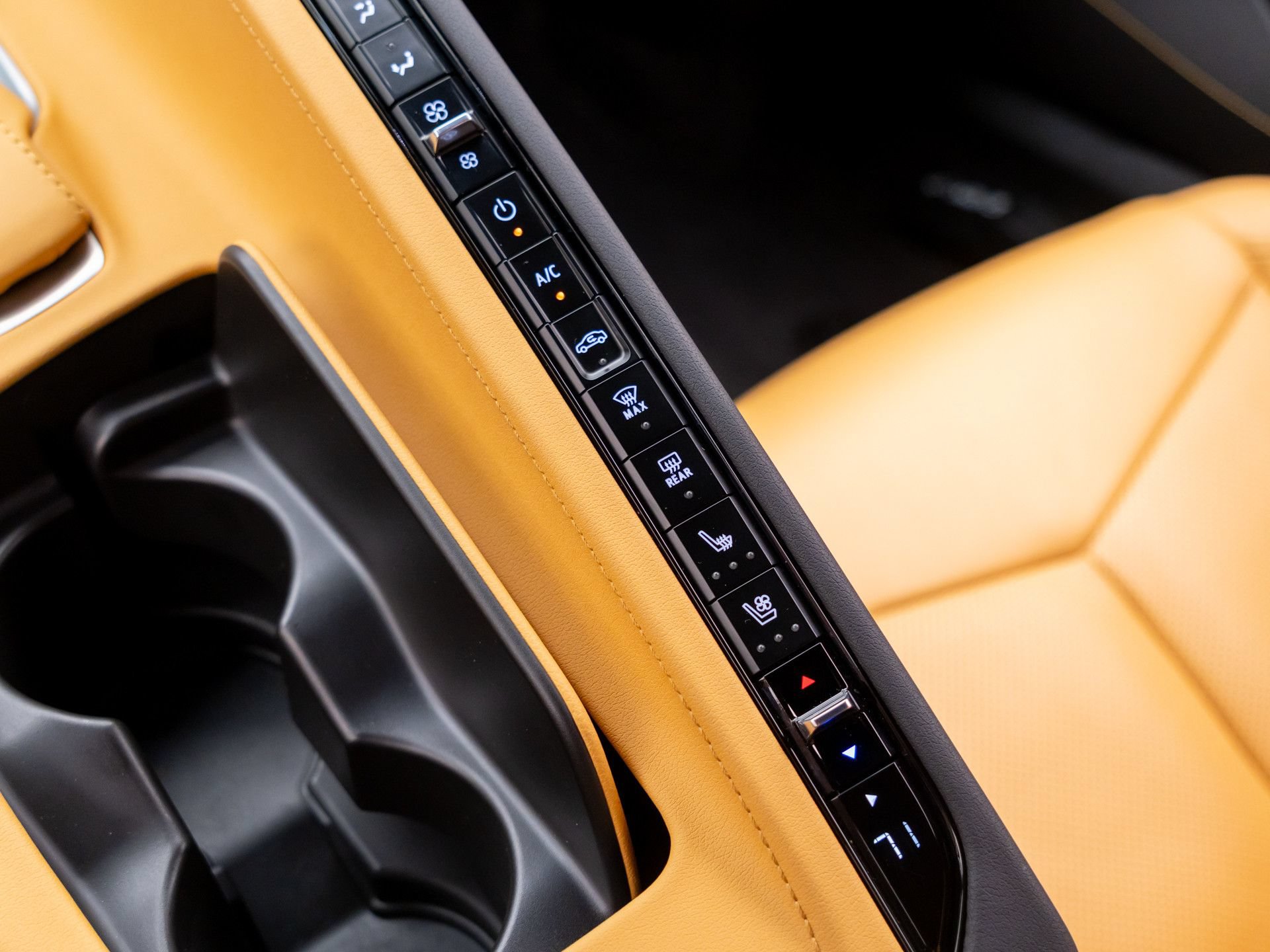 Used 2022 Chevrolet Corvette Stingray Preferred Cpe w/ Z51 Performance Package RWD image 26