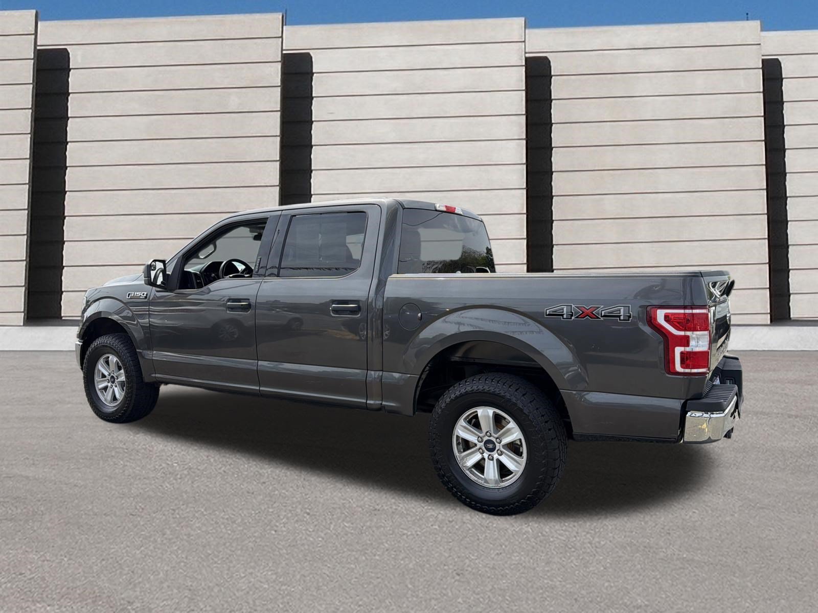 Used 2018 Ford F150 XLT AWD/4WD image 3