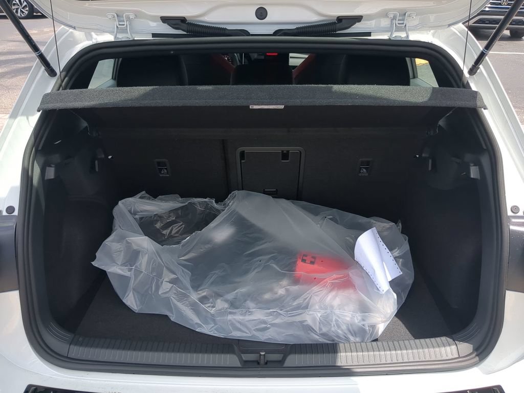 New 2026 Volkswagen GTI Autobahn FWD image 9