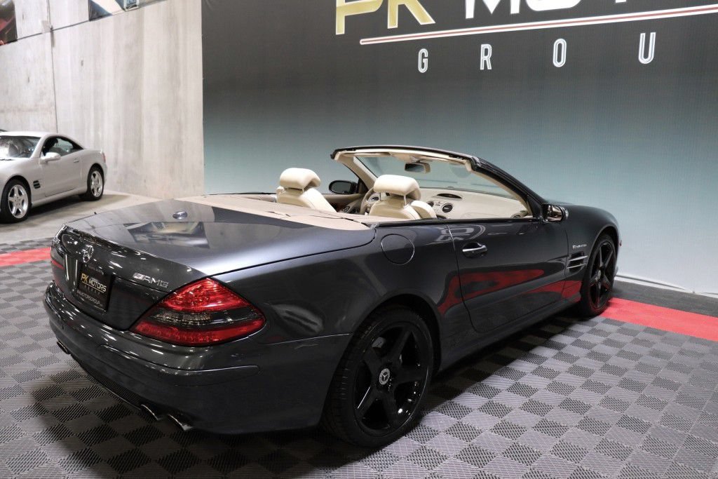 Used 2008 Mercedes-Benz SL 55 AMG image 11