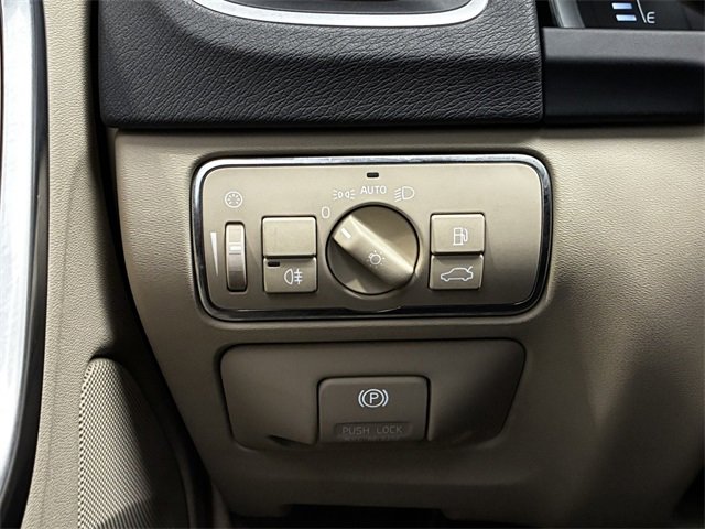 Used 2014 Volvo S60 T5 image 22