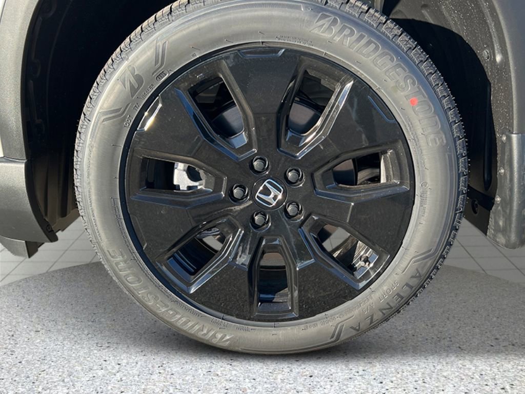 New 2026 Honda Pilot Black Edition image 9