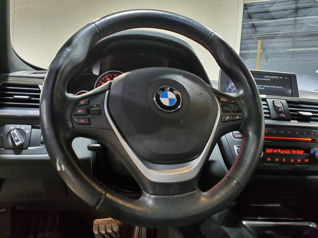 Used 2015 BMW 328i xDrive Sedan AWD/4WD image 23