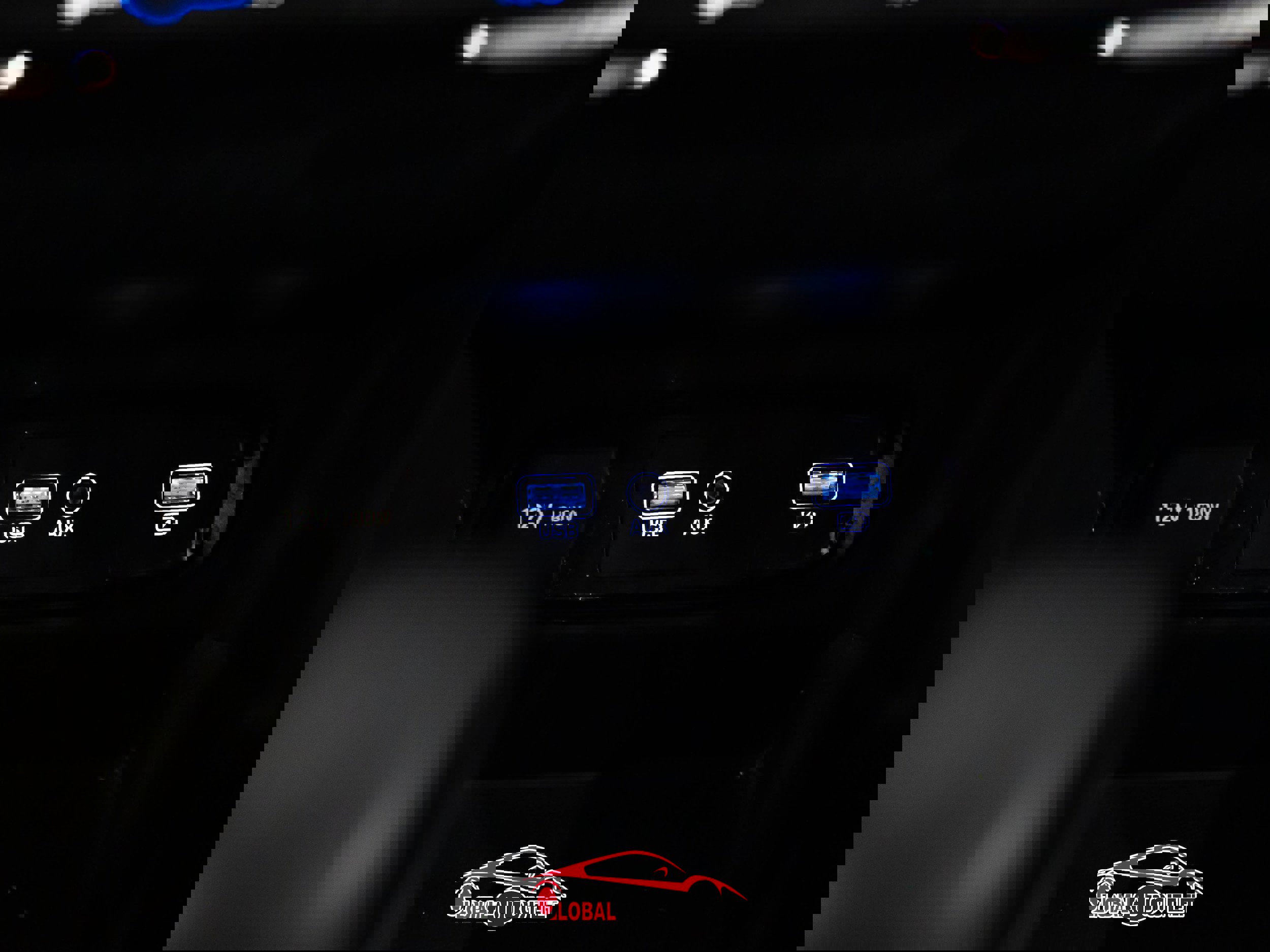 Used 2019 Hyundai Santa Fe SE image 32